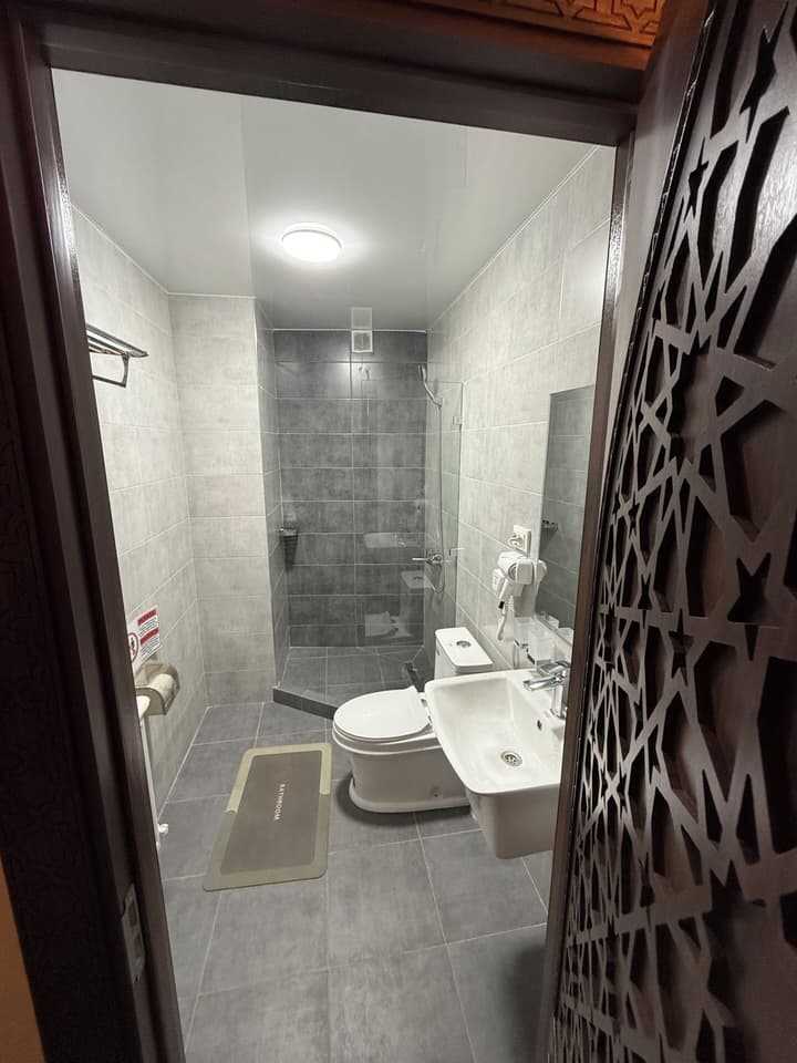 Mehrob Hotel