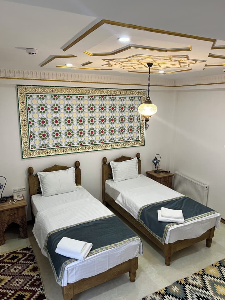 Mehrob Hotel