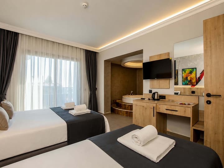World Star Beach Resort & Spa