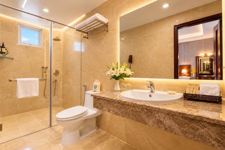 Aristo Saigon Hotel