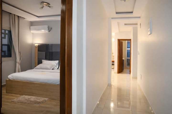 EMPIRE LUXURY HOTEL