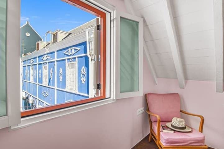 Casa Magnolia Stylish 3-level City House