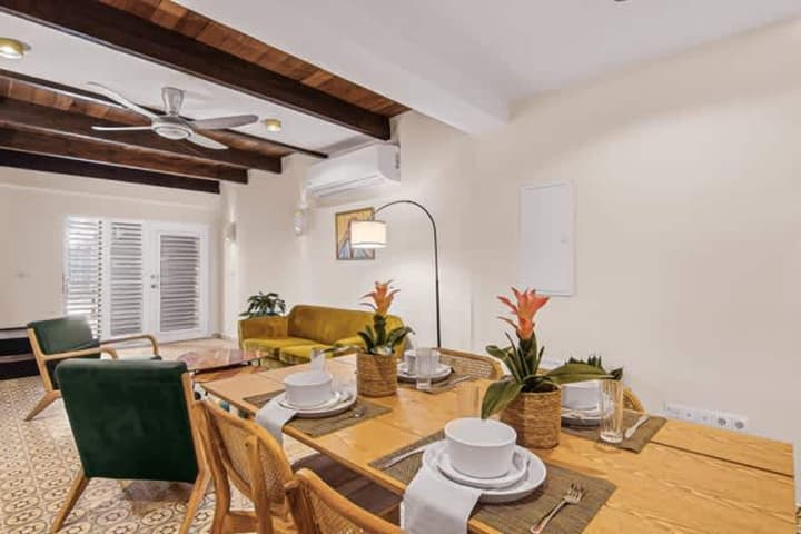 Casa Magnolia Stylish 3-level City House