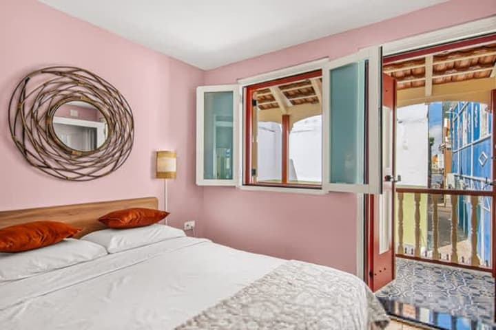 Casa Magnolia Stylish 3-level City House