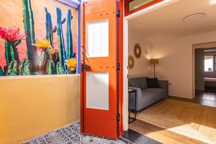 Casa Magnolia Stylish 3-level City House