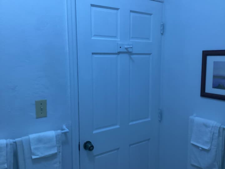 Colwin's Place B