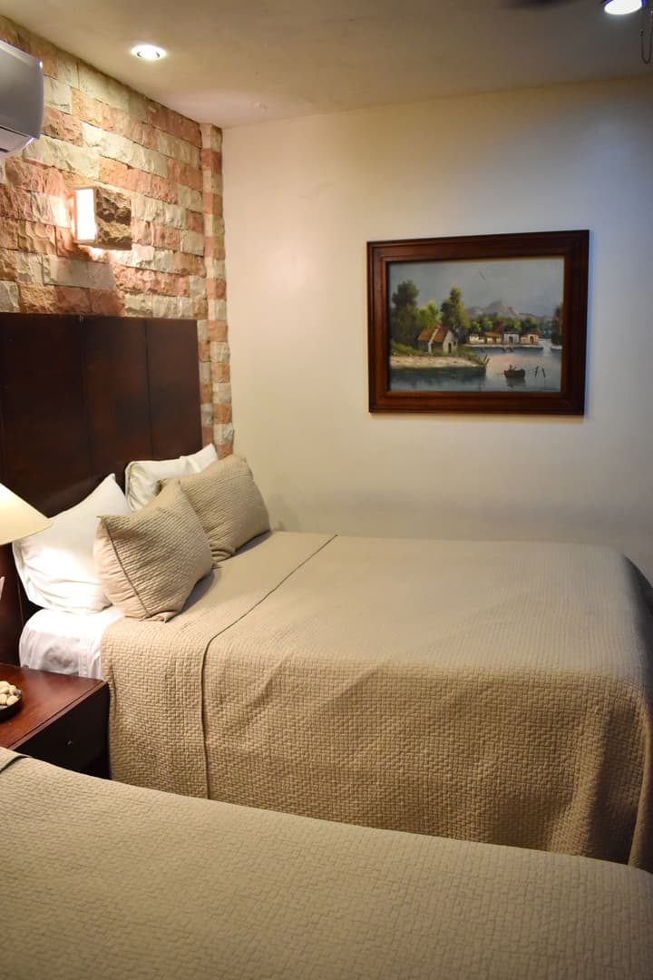 El Zaguán Colonial by GuruHotel