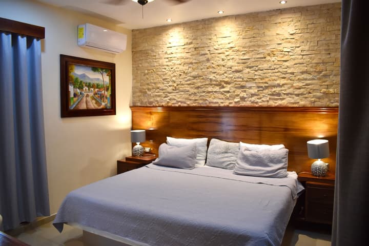 El Zaguán Colonial by GuruHotel