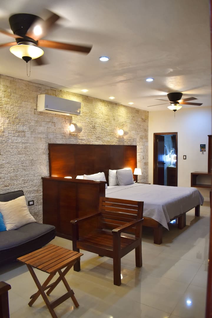 El Zaguán Colonial by GuruHotel