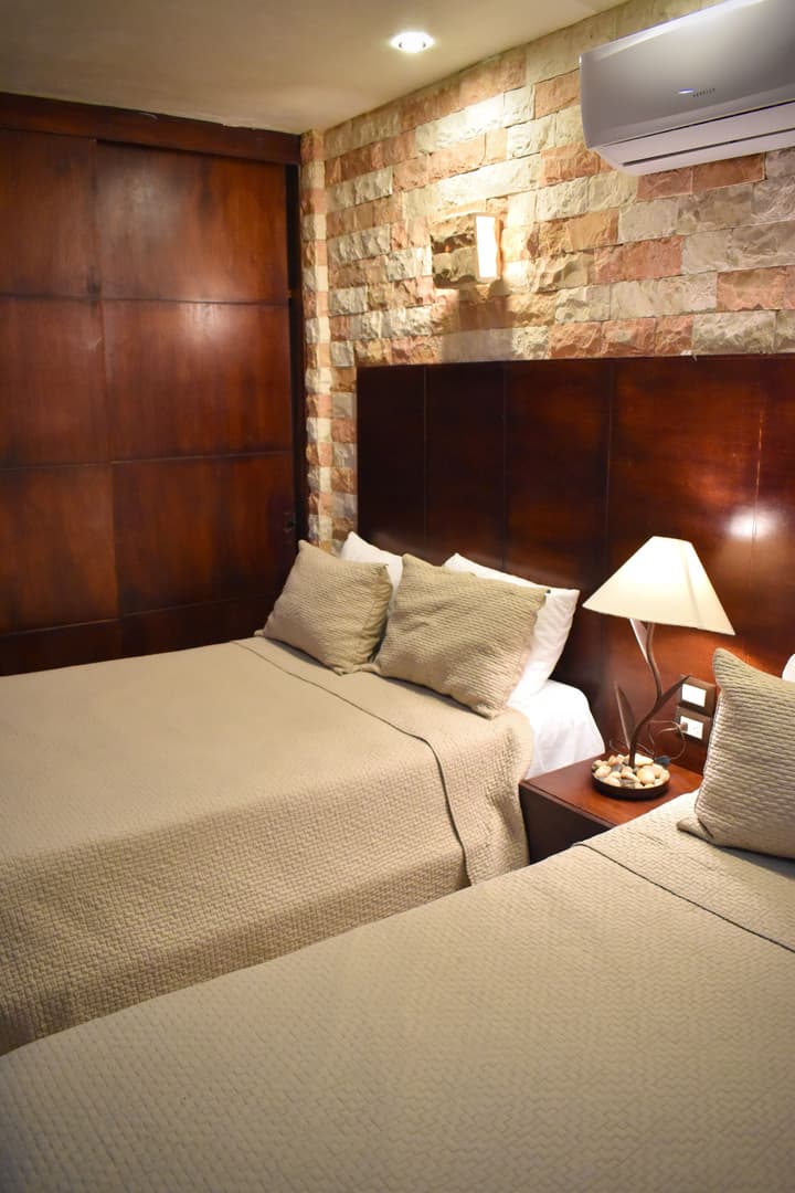 El Zaguán Colonial by GuruHotel