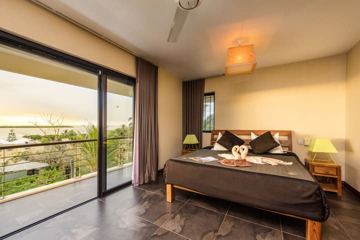 Happy Days Guest House