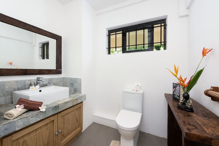 Happy Days Guest House