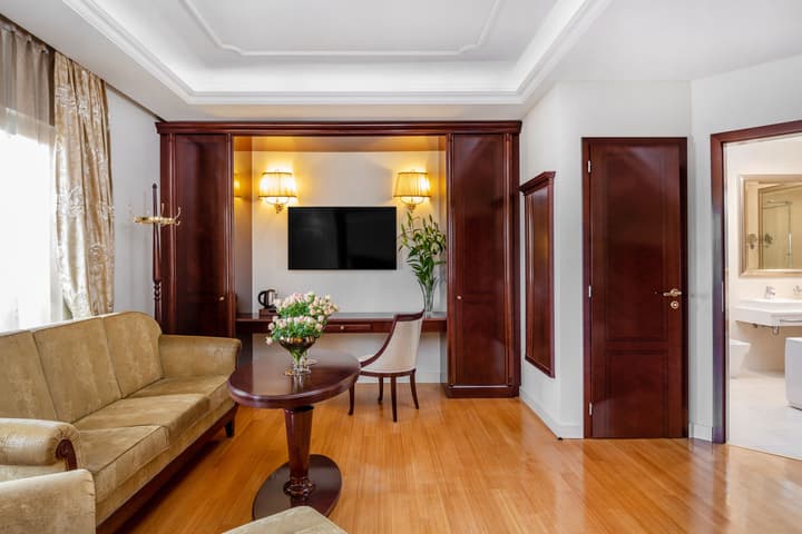 Hotel President Solin