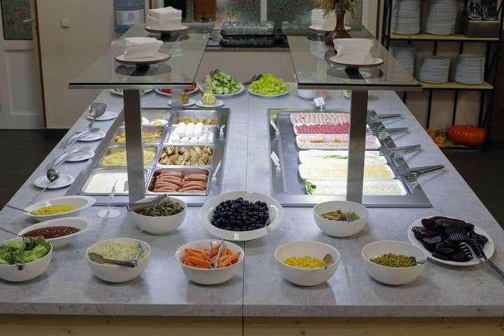 Ani Central Inn