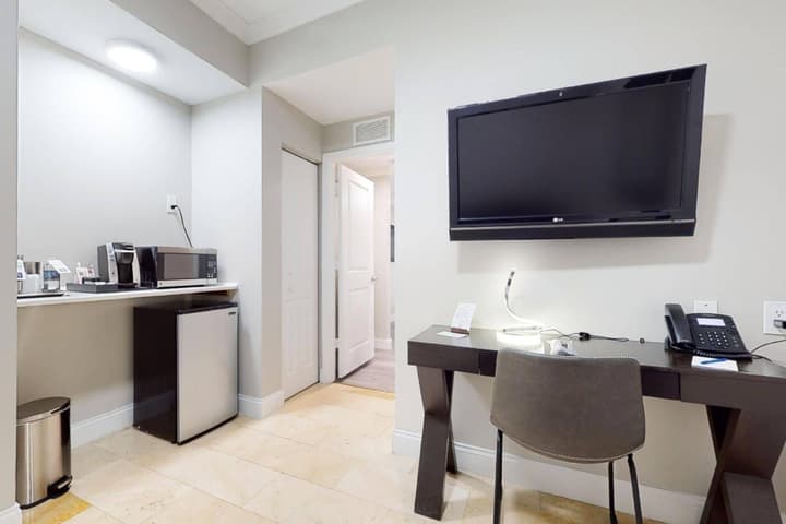 Nuvo Suites Hotel