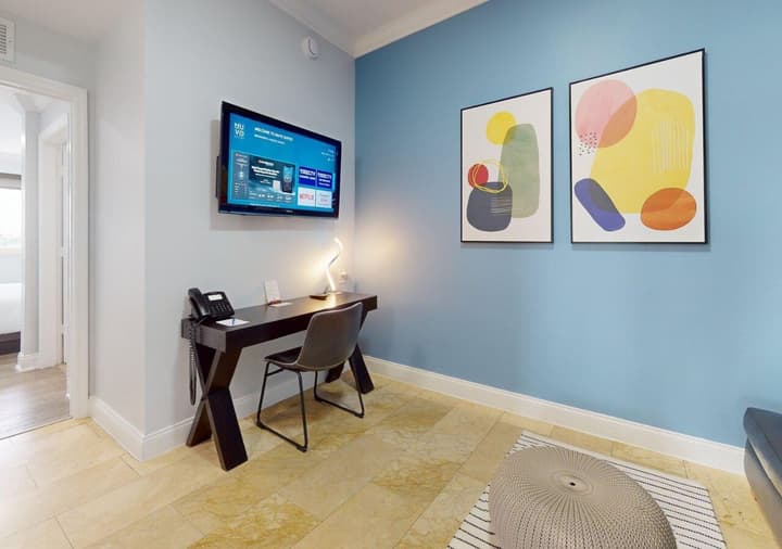 Nuvo Suites Hotel