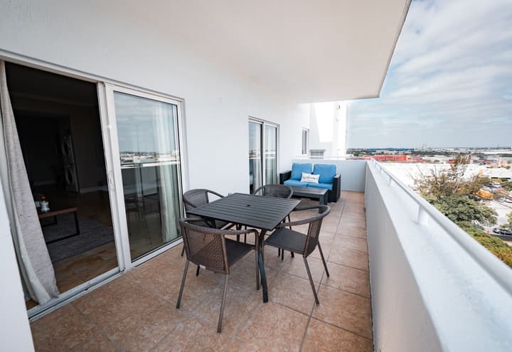 Nuvo Suites Hotel