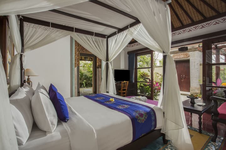 Dwaraka The Royal Villas