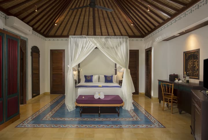 Dwaraka The Royal Villas