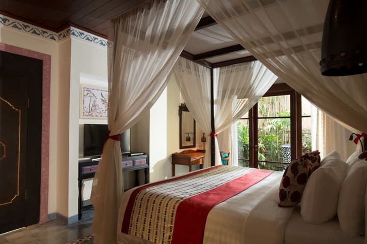 Dwaraka The Royal Villas