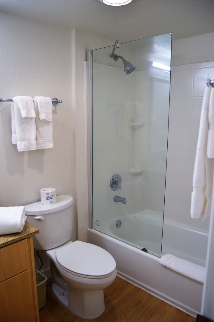 Doral Inn & Suites Miami Airport West