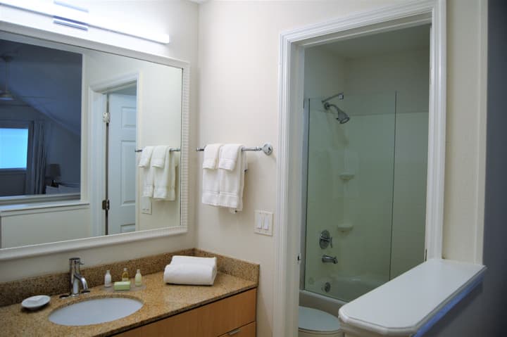 Doral Inn & Suites Miami Airport West