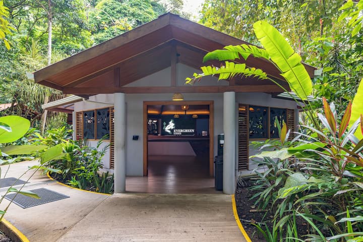 Evergreen Lodge