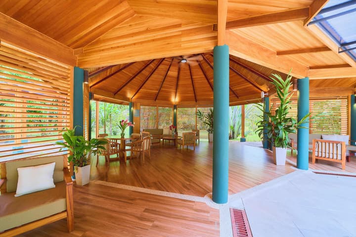 Evergreen Lodge