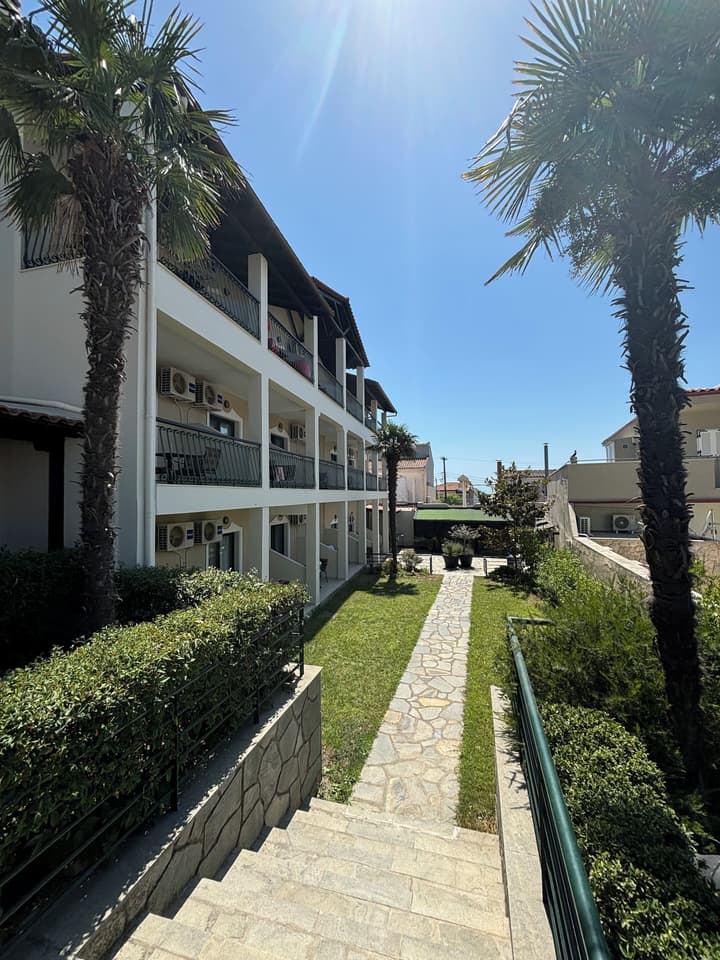 Samel Hotel