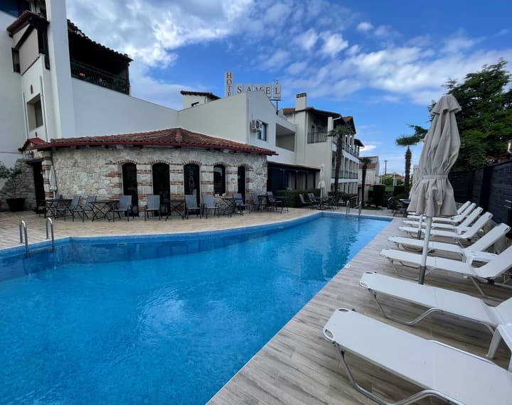 Samel Hotel