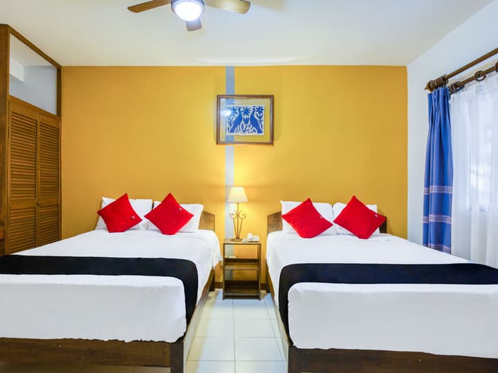 Capital O Parador Crespo Hotel, Oaxaca