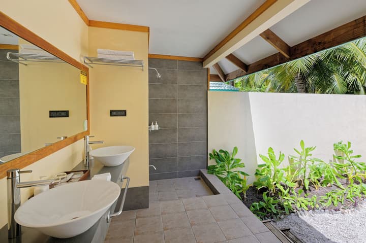 Canareef Resort Maldives