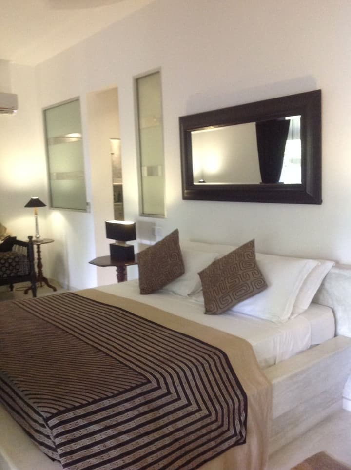 WB Villa