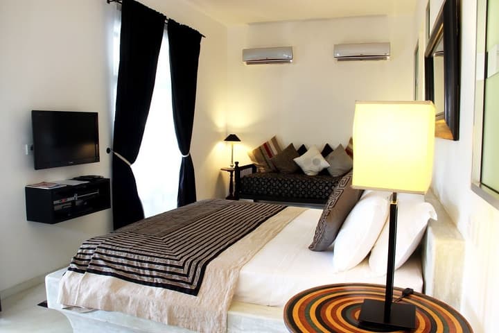 WB Villa