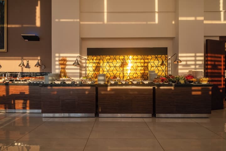 Parion Hotel