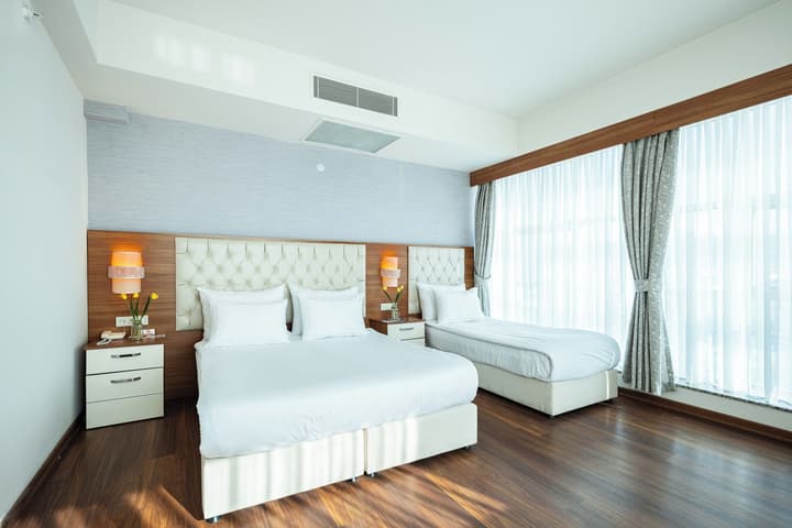 Parion Hotel