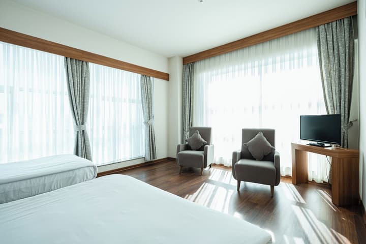 Parion Hotel