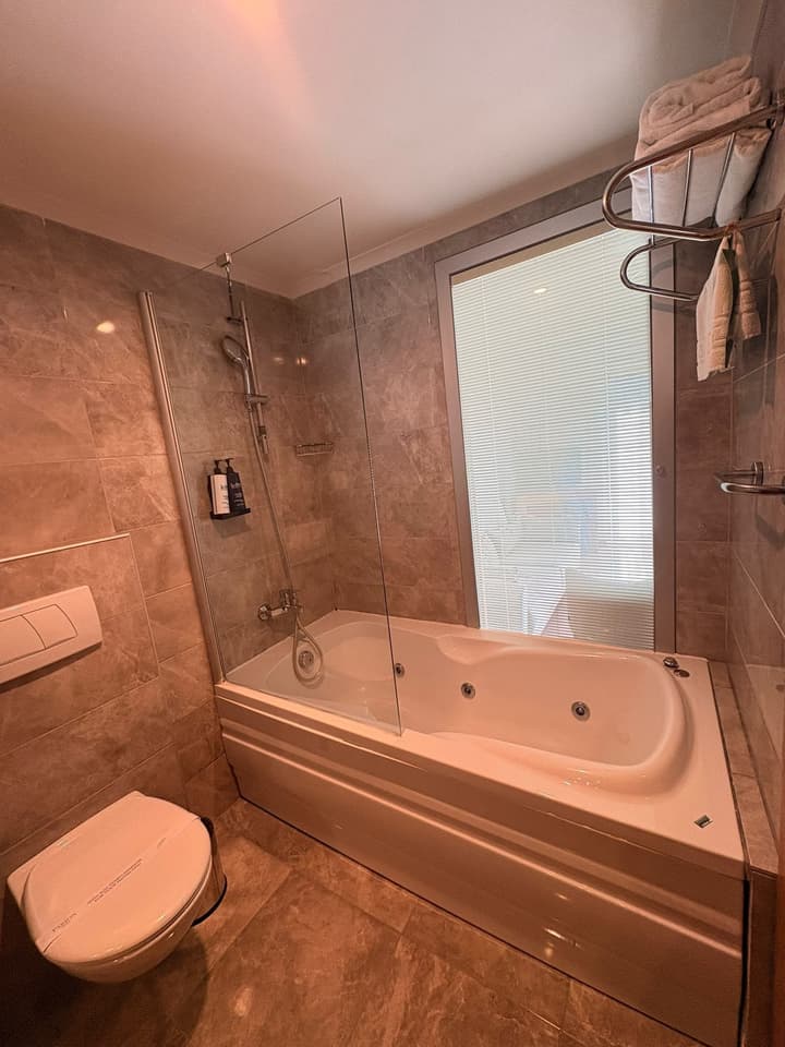 Parion Hotel