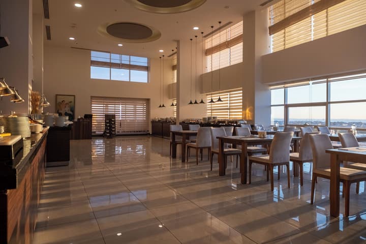 Parion Hotel