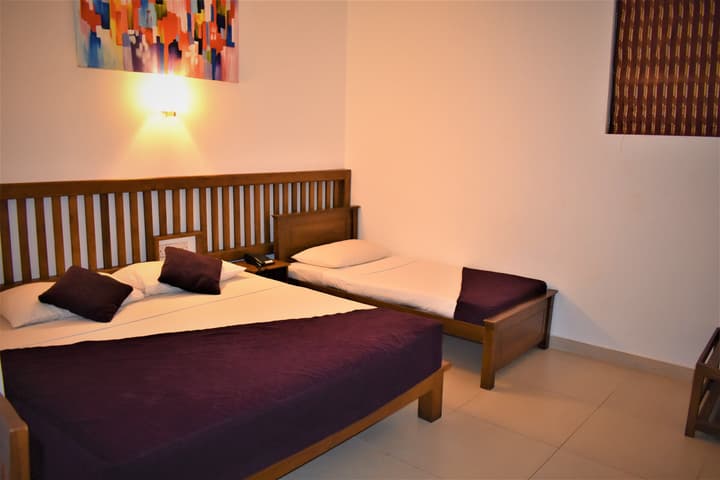 Port View City Hotel