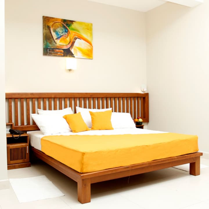 Port View City Hotel