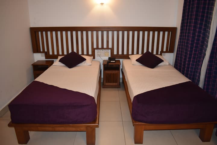 Port View City Hotel