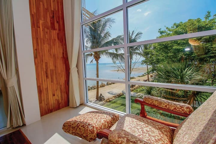 Summer Luxury Beach Resort and Spa