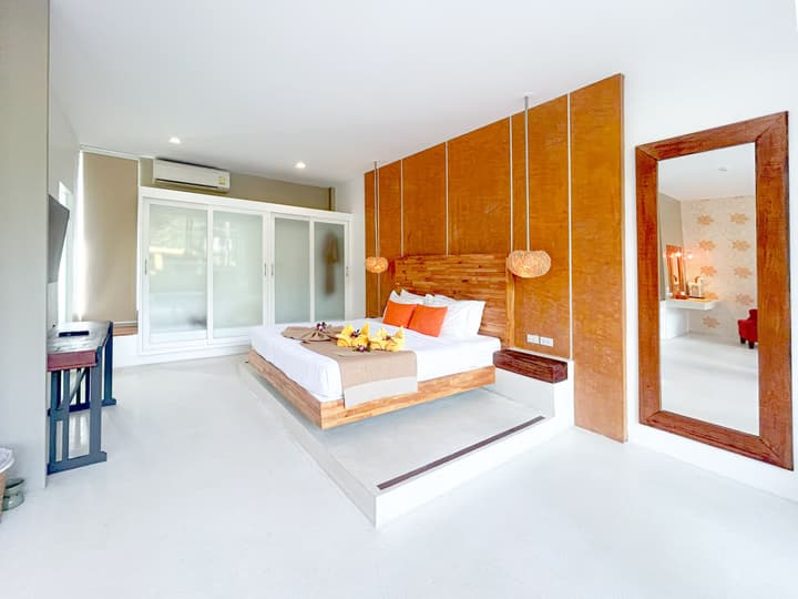 Summer Luxury Beach Resort and Spa