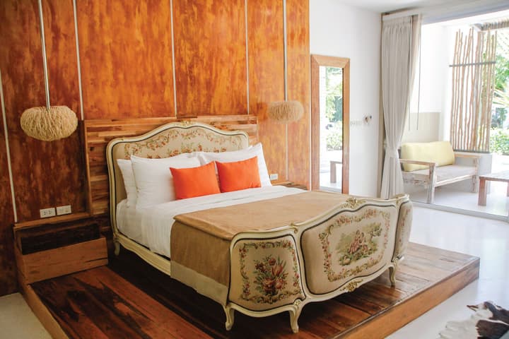 Summer Luxury Beach Resort and Spa