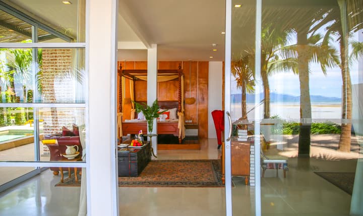 Summer Luxury Beach Resort and Spa