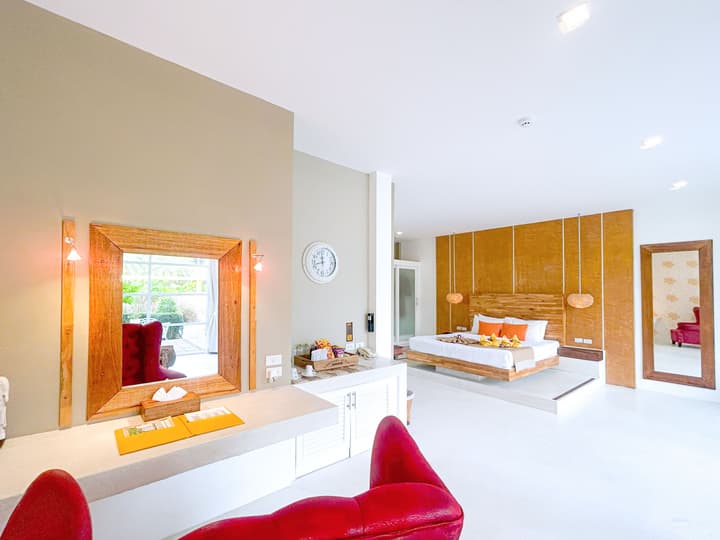 Summer Luxury Beach Resort and Spa
