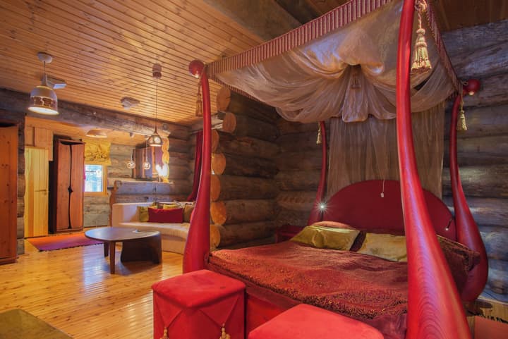 Kakslauttanen Arctic Resort