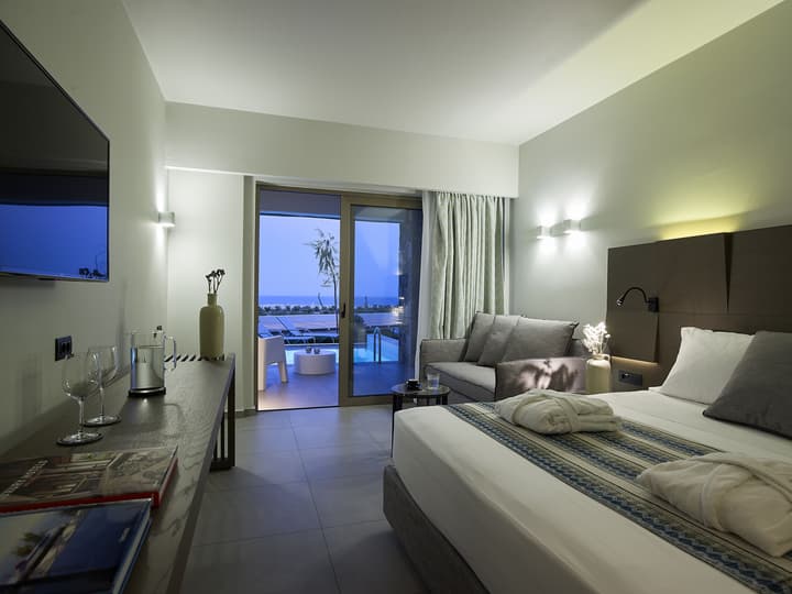 Kakkos Beach Hotel - Adults Only