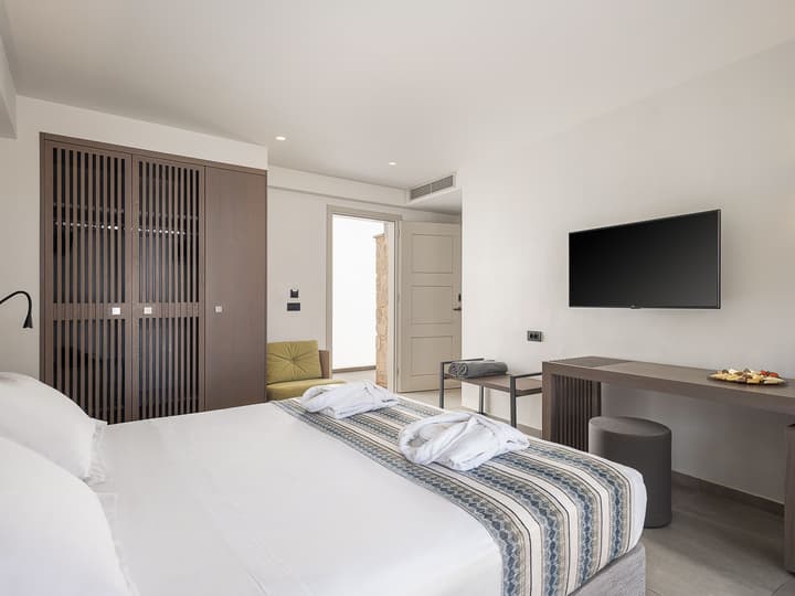 Kakkos Beach Hotel - Adults Only
